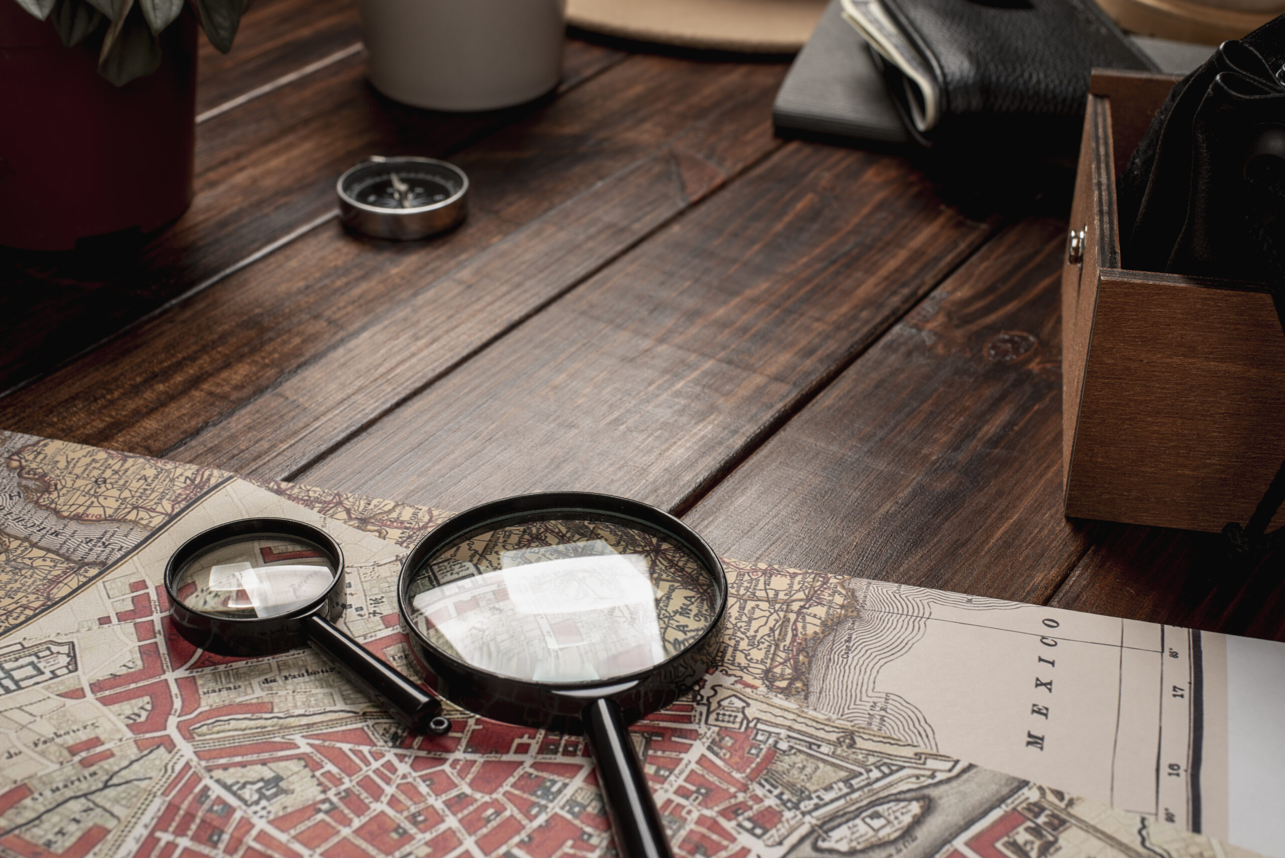 view-world-travel-map-with-magnifying-glass